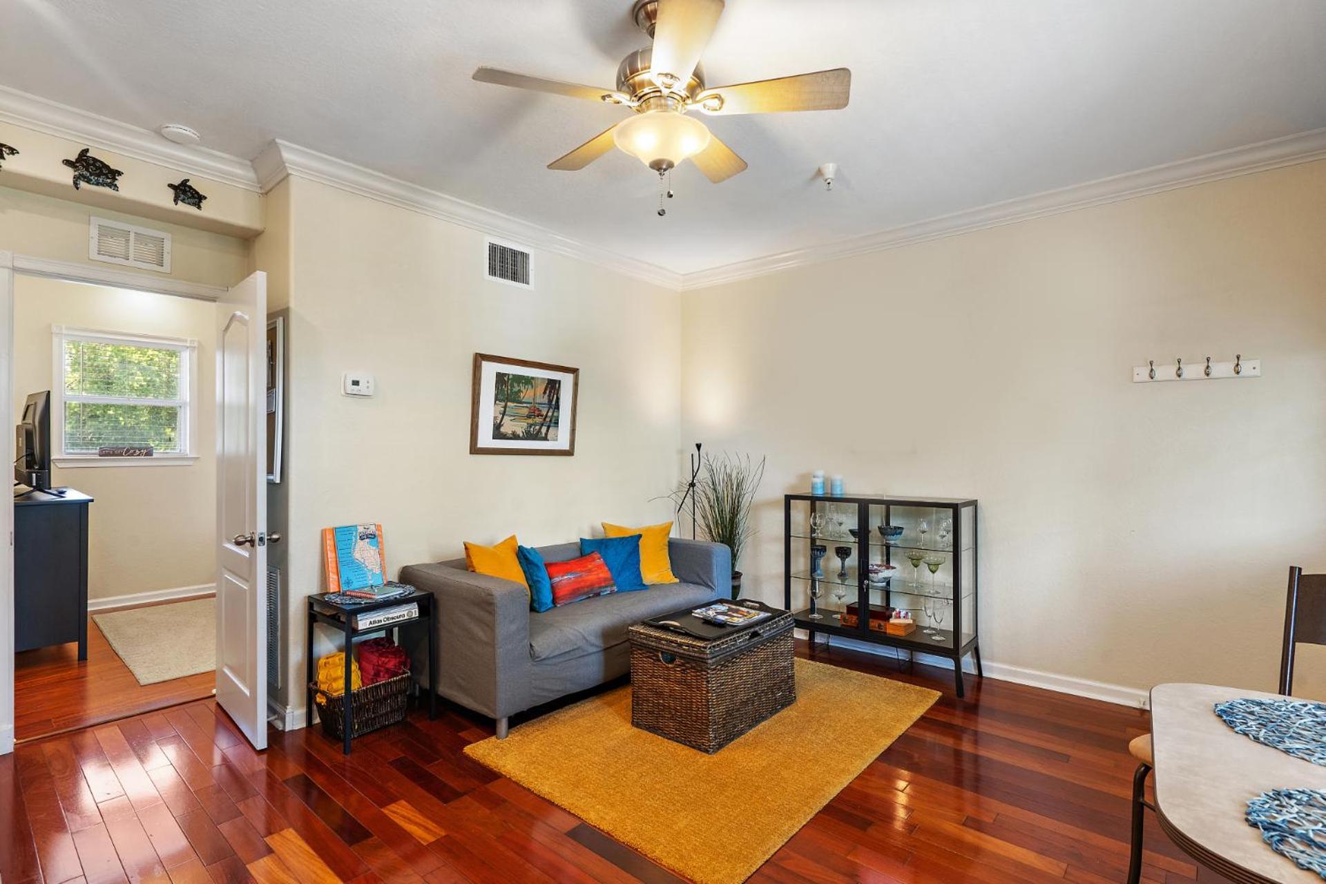 Вилла Wine-Dine-Sunshine Cozy Flat In The Heart Of Dtsp Сент-Питерсберг Экстерьер фото